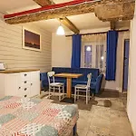 Folwark Malinowy Chrusniak Gasthof 3*