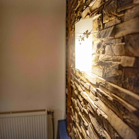 Folwark Malinowy Chrusniak Guest house