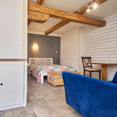 Folwark Malinowy Chrusniak Gasthof 3*
